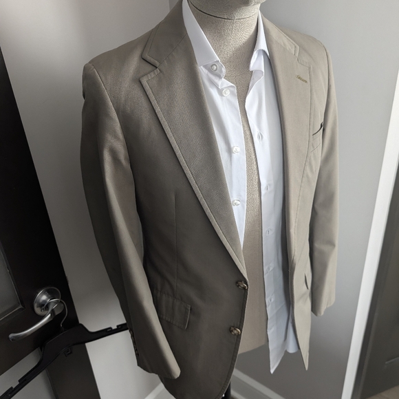 SOLD// Haspel Olive Blazer - Picture 3 of 13